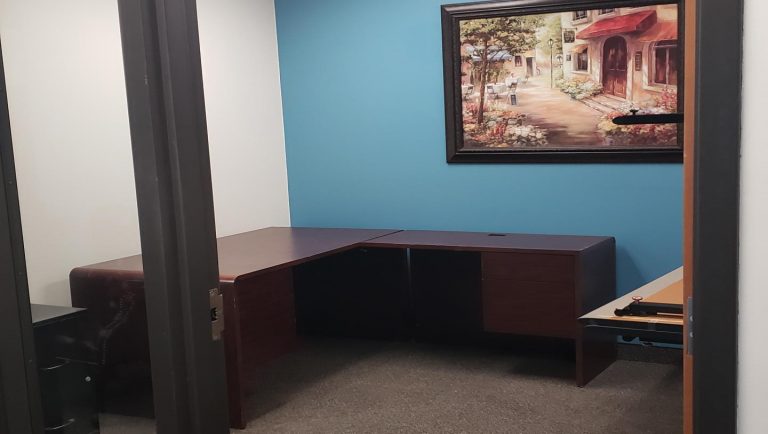 image of office available in west st. paul